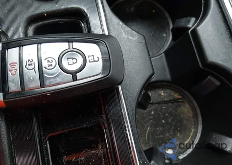 2020 Lincoln Corsair Reserve z USA, uszkodzony, nr VIN 5LMCJ2D93LUL17341